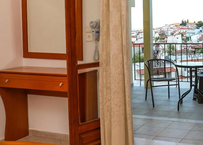 Antonia House