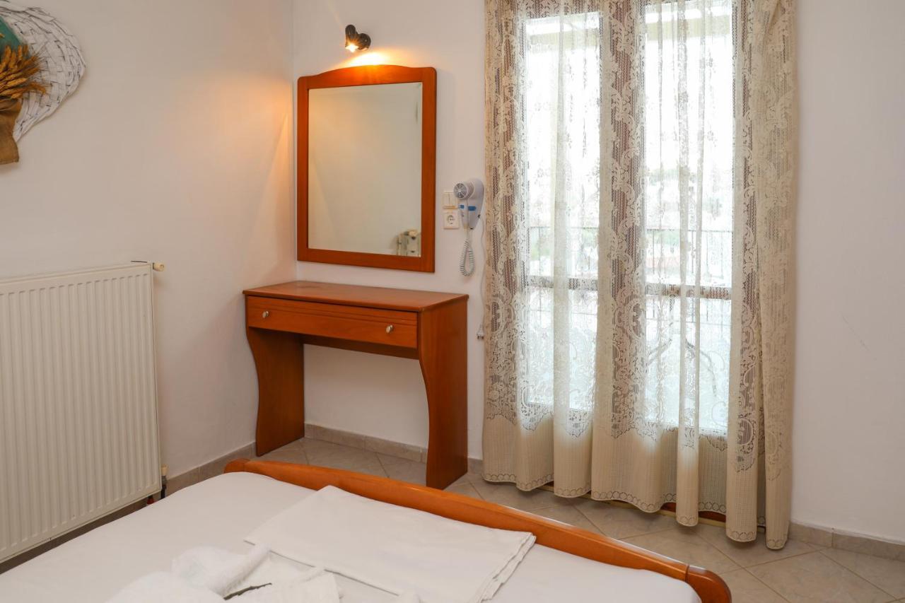 Antonia House Apartment Skiathos Town